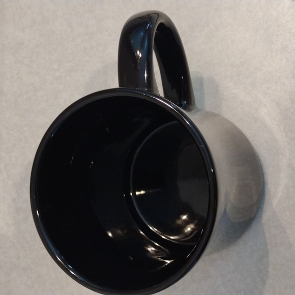 Red Shed coffee mug. - Picture 5 of 8